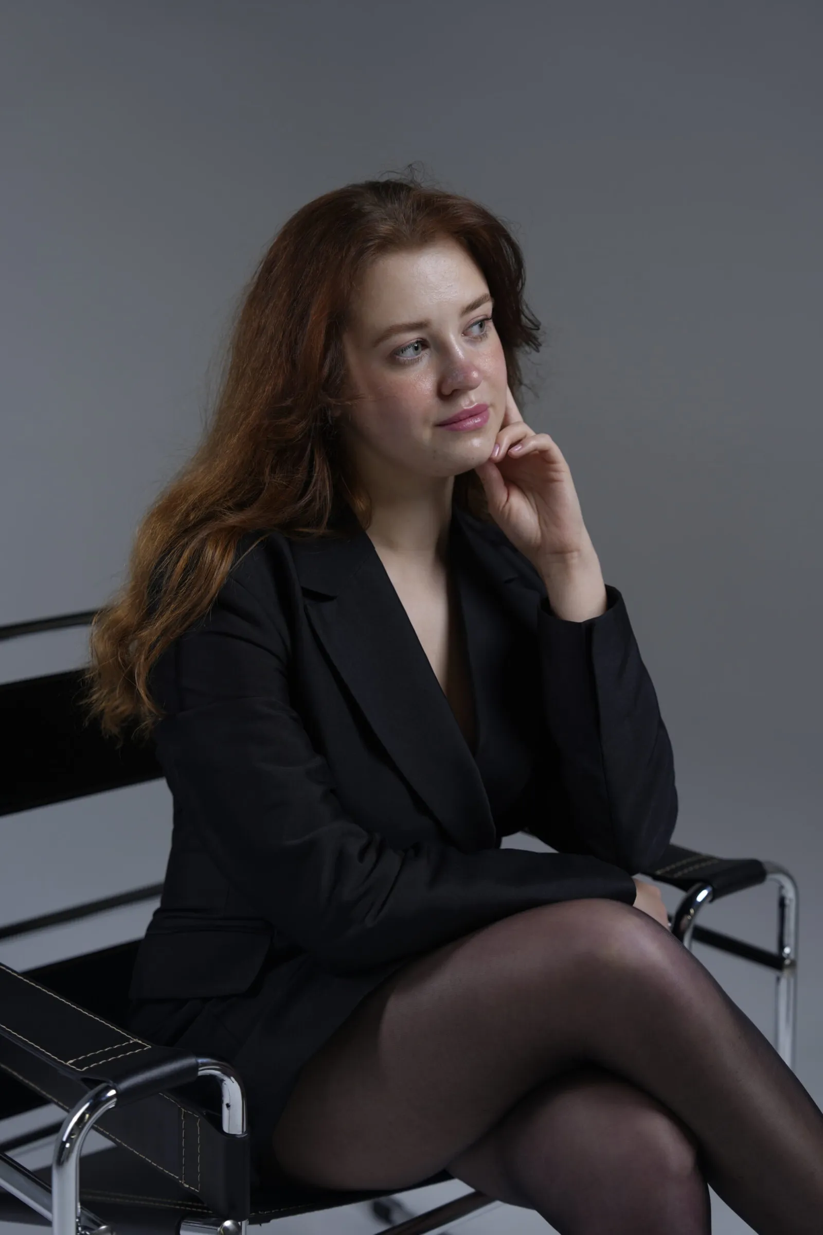 Studio portrait with soft directional light by Film UA